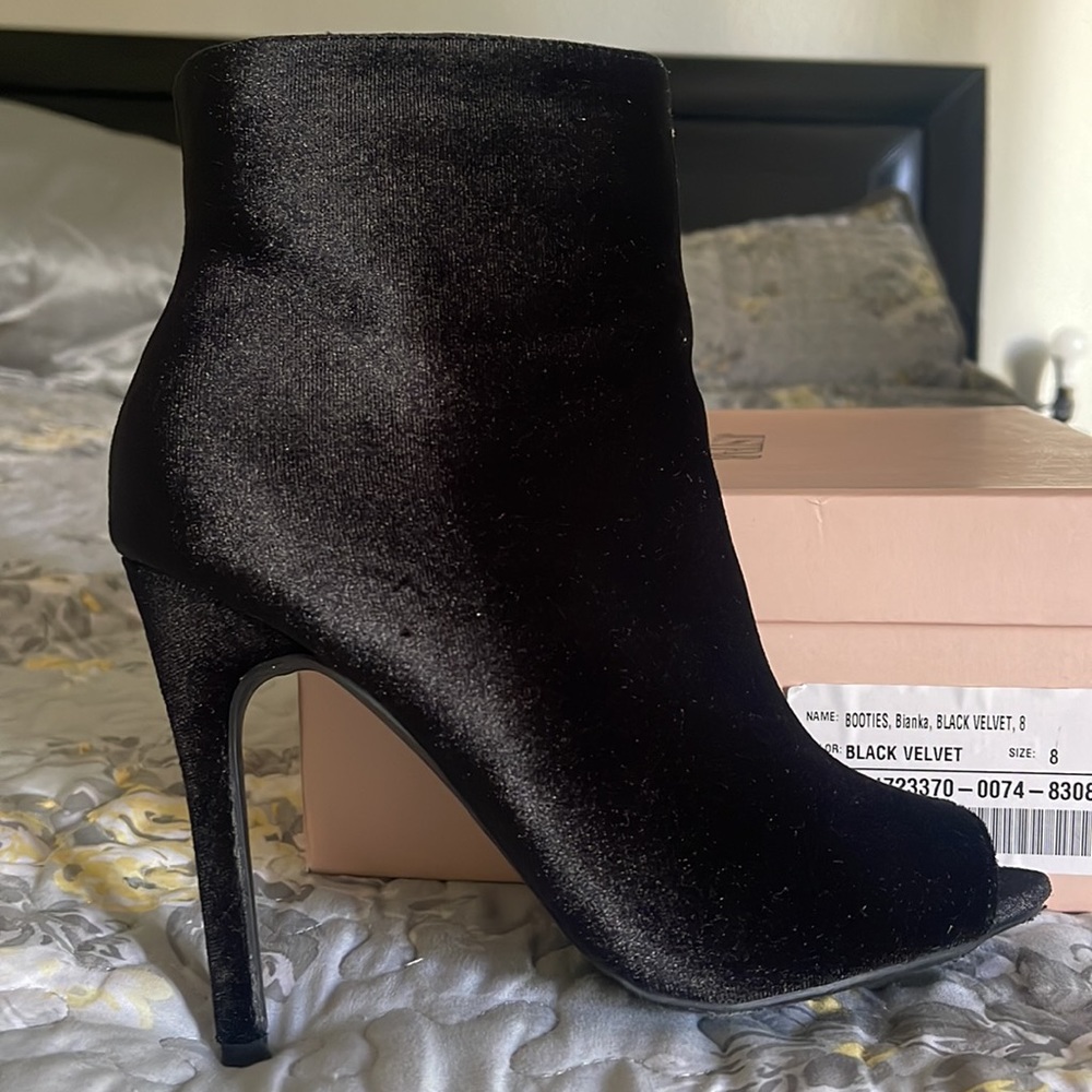 Open Toe Black Velvet Booties - Picture 6 of 7